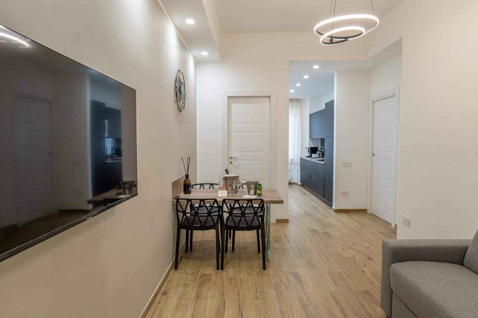 Three Moons Boutique House/Calypso Apartment Salerno Exterior photo